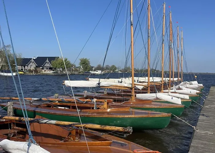 Otel De Hollandsche Leeuw