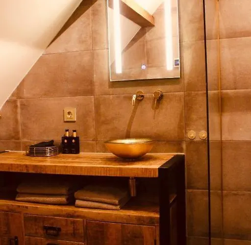 De Hollandsche Leeuw 3* Nieuwkoop